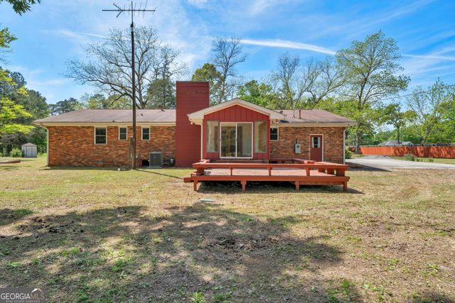 242 Lake Joy Road, Perry, GA 31069