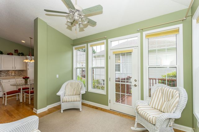12719 Madison Avenue, Urbandale, IA 50323