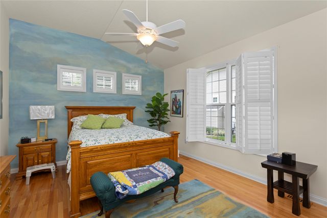12719 Madison Avenue, Urbandale, IA 50323