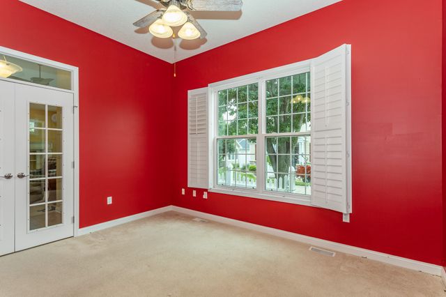 12719 Madison Avenue, Urbandale, IA 50323