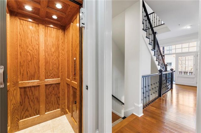 225 Founders Mill Court, Roswell, GA 30075