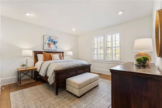 225 Founders Mill Court, Roswell, GA 30075