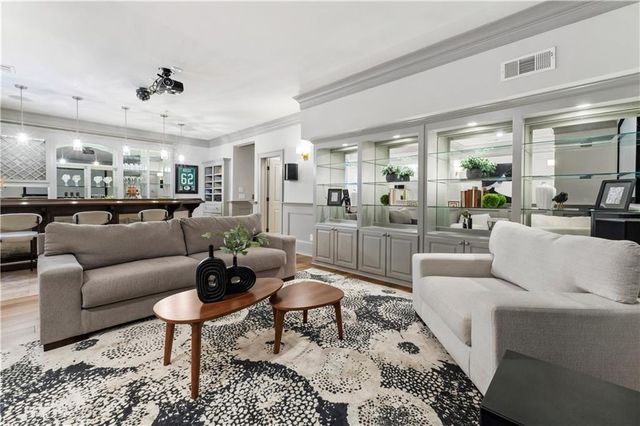 225 Founders Mill Court, Roswell, GA 30075