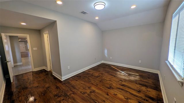 710 W 23rd Street, Houston, TX 77008