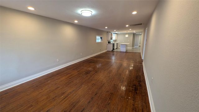 710 W 23rd Street, Houston, TX 77008