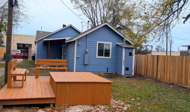 710 W 23rd Street, Houston, TX 77008