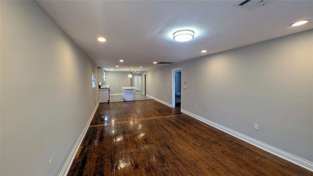 710 W 23rd Street, Houston, TX 77008