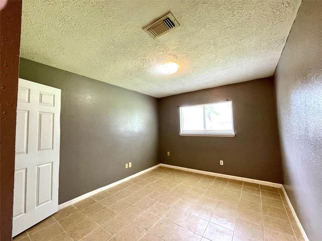 6310 Star Lake Drive, Houston, TX 77396