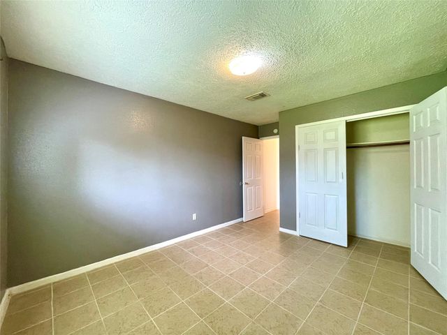 6310 Star Lake Drive, Houston, TX 77396