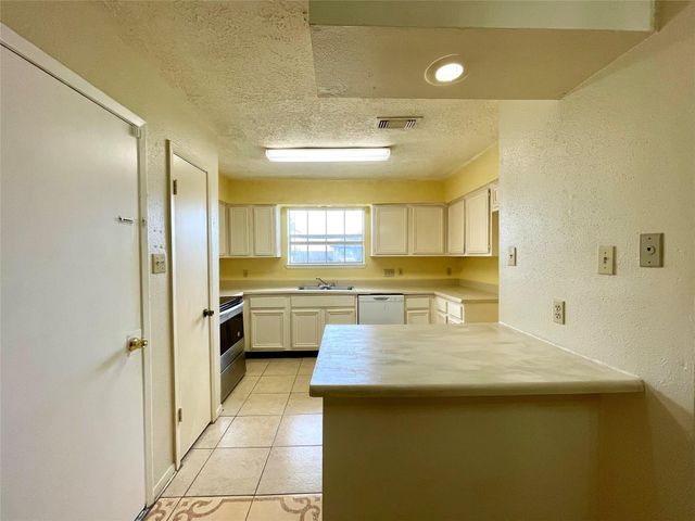 6310 Star Lake Drive, Houston, TX 77396