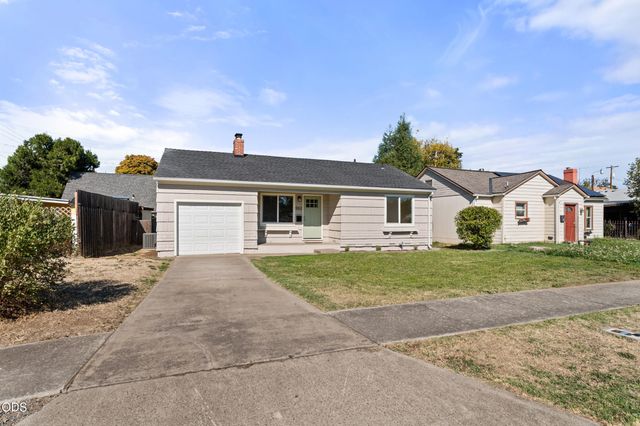552 Haven Street, Medford, OR 97501