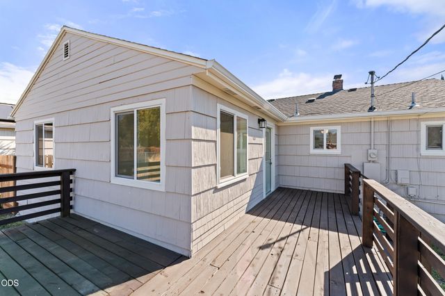 552 Haven Street, Medford, OR 97501