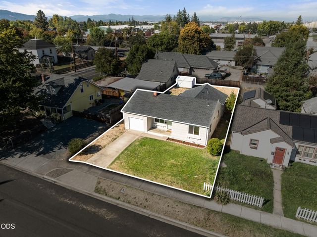 552 Haven Street, Medford, OR 97501