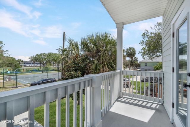 408 8TH Street S, Jacksonville Beach, FL 32250