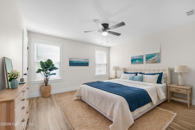 408 8TH Street S, Jacksonville Beach, FL 32250