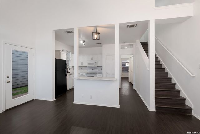 7714 Crown Ledge, San Antonio, TX 78251