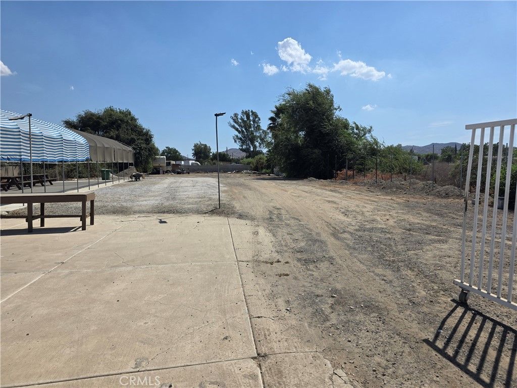 21321 Cajalco Road, Perris, CA 92570 — photo 2