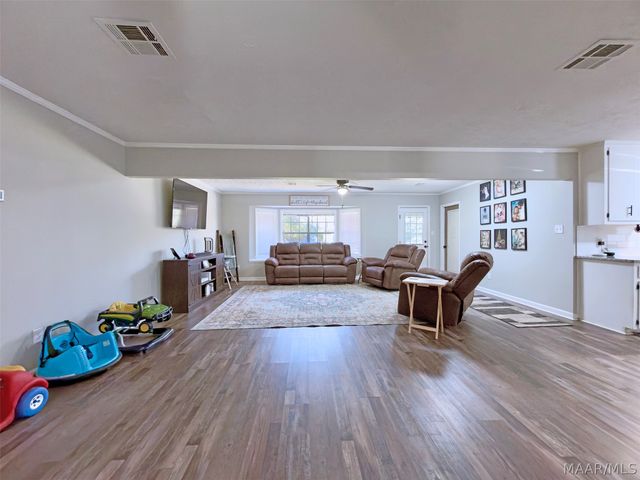 1245 Wright Street, Prattville, AL 36066