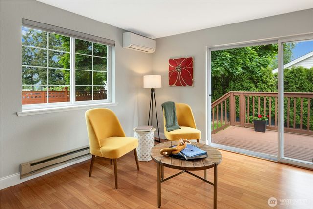 1044 NE Swanson Way, Poulsbo, WA 98370