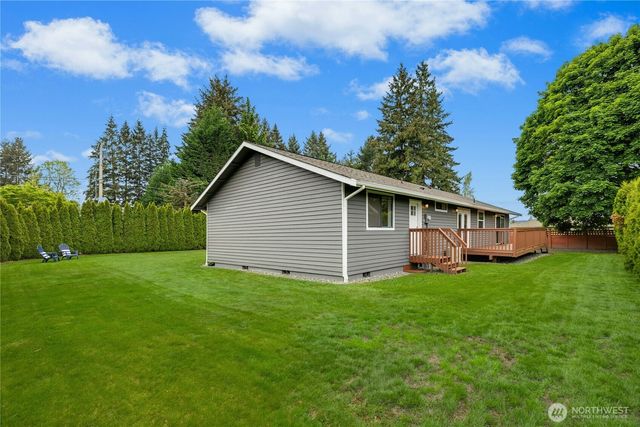 1044 NE Swanson Way, Poulsbo, WA 98370