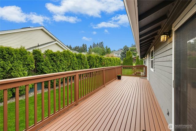 1044 NE Swanson Way, Poulsbo, WA 98370