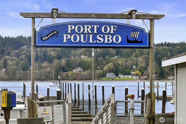1044 NE Swanson Way, Poulsbo, WA 98370
