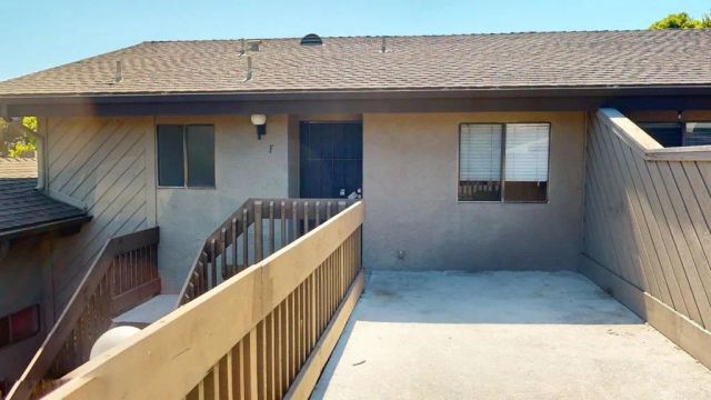 8340 Via Sonoma F, La Jolla, CA 92037