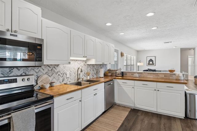 17129 RAINBOW TERRACE, Odessa, FL 33556