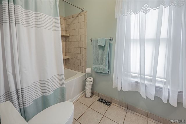 3464 West Lake Road, Wilson, NY 14172