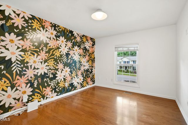 101 Pinehill Way, Cary, NC 27513