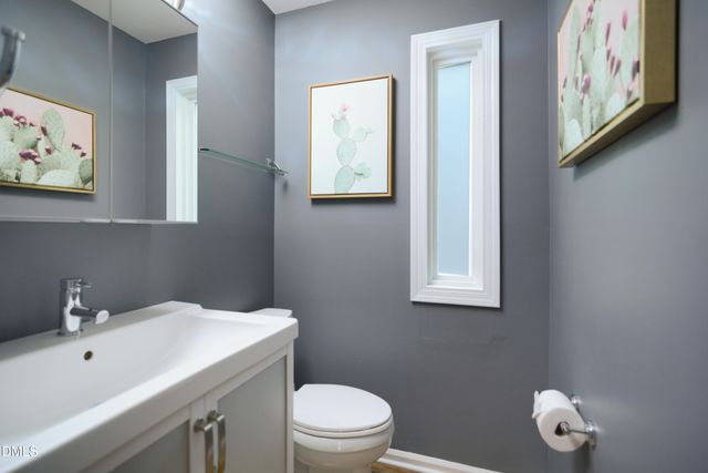 101 Pinehill Way, Cary, NC 27513