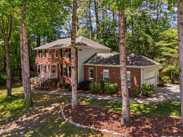 101 Pinehill Way, Cary, NC 27513