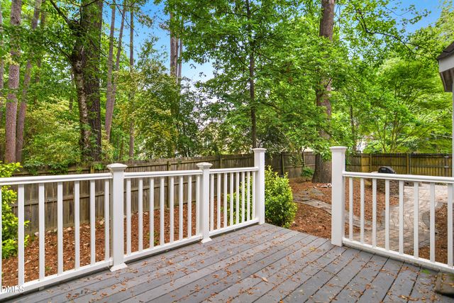 101 Pinehill Way, Cary, NC 27513