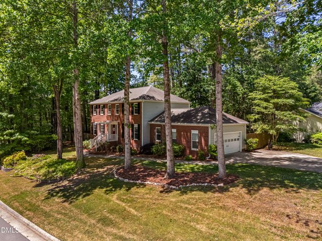 101 Pinehill Way, Cary, NC 27513