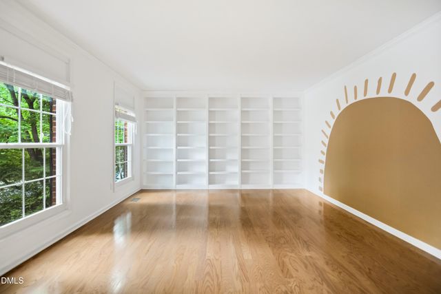 101 Pinehill Way, Cary, NC 27513