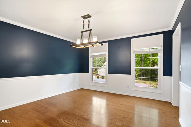 101 Pinehill Way, Cary, NC 27513