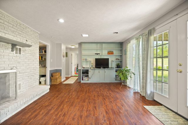 80 Lakeview Road, Stanford, KY 40484