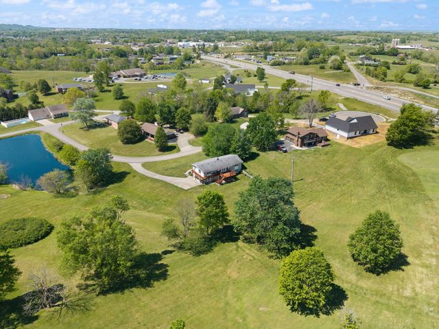 80 Lakeview Road, Stanford, KY 40484