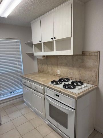 114 Colorado Street, League City, TX 77573