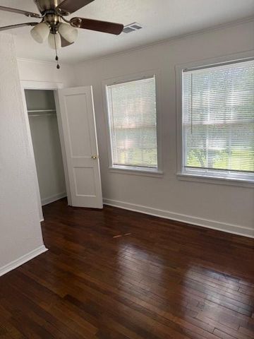 114 Colorado Street, League City, TX 77573