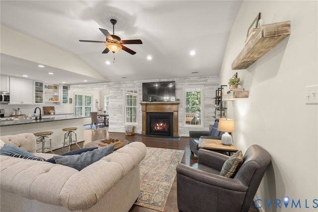 2803 Preston Park Way, Sandy Hook, VA 23153