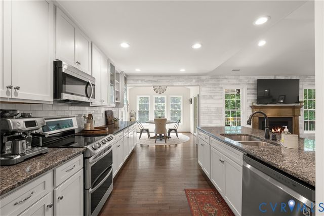 2803 Preston Park Way, Sandy Hook, VA 23153