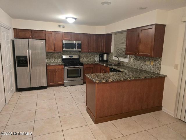 157 Northampton Drive, Holmdel, NJ 07733