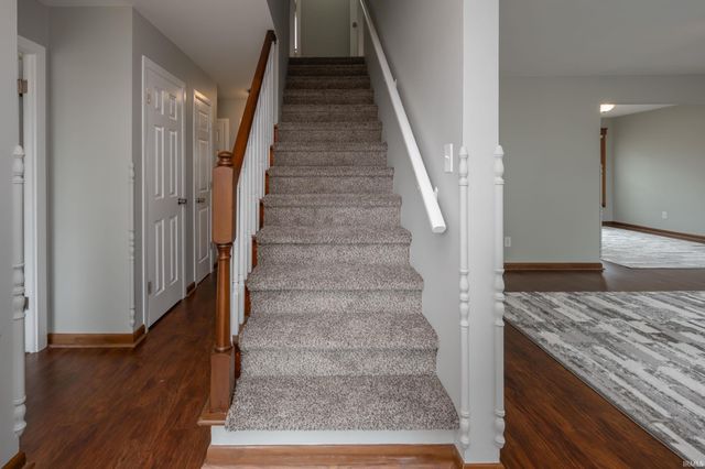 10814 Lower Huntington Road, Roanoke, IN 46783