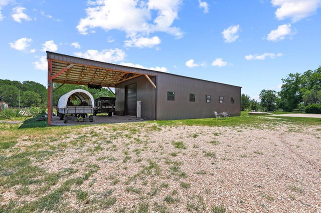1847 County Road 4205, Bonham, TX 75418