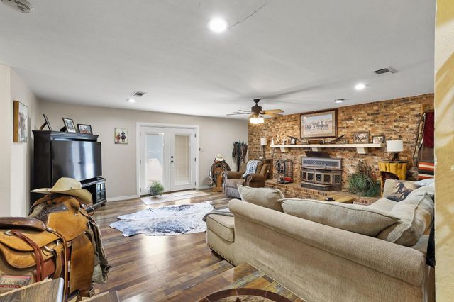 1847 County Road 4205, Bonham, TX 75418