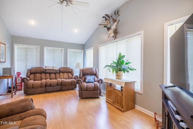 330 Sequoia Trail, Greeneville, TN 37743
