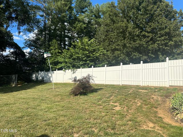 330 Sequoia Trail, Greeneville, TN 37743