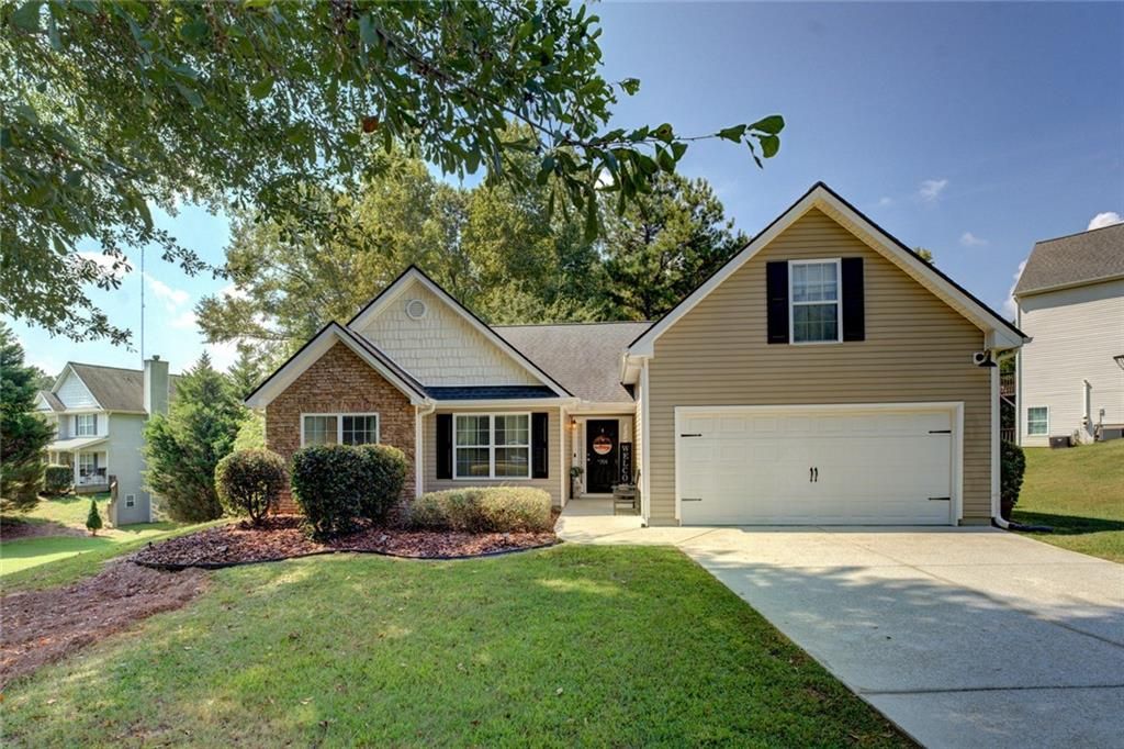 704 Newnham Walk, Bethlehem, GA 30620