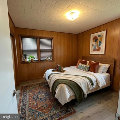 890 STONEY POINT RD, East Berlin, PA 17316